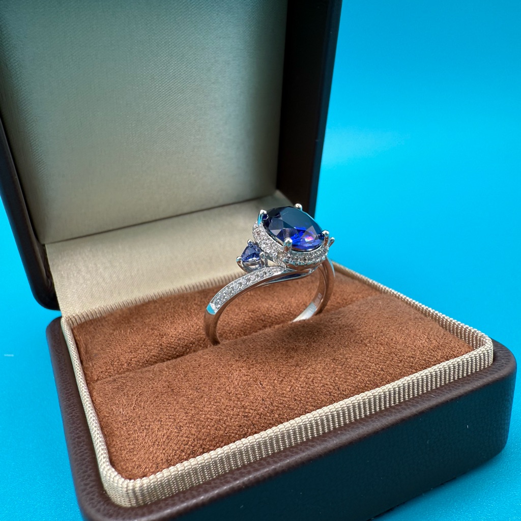 Blue Sapphire Oval Silver Ring- Royal Blue